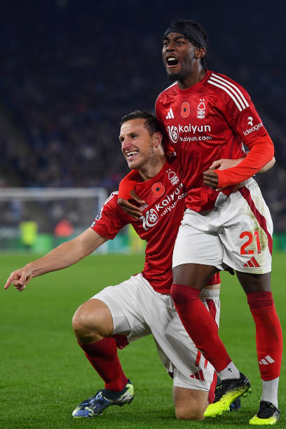 足球运动中 足球运动中