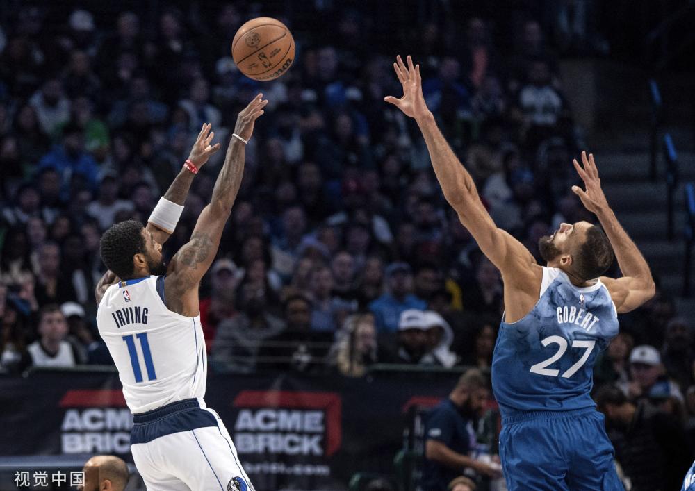 数观众驻足 数观众驻足